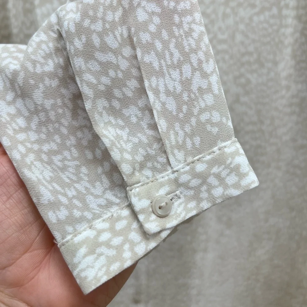 H&M Sheer Cream/White Buttoned Long Sleeve Blouse - Picture 3 of 4